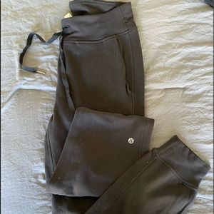 Lululemon Ready to Rulu jogger pants